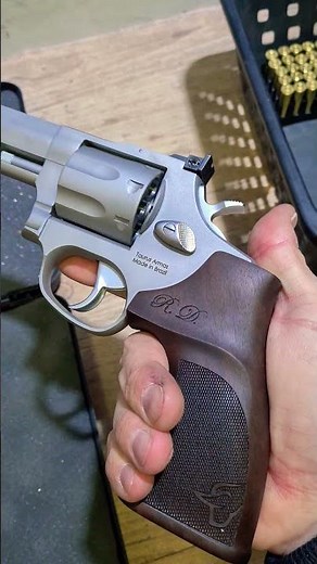 MBT Grips Taurus Tracker RT627 .357 Magnum