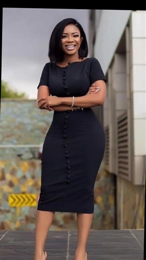 Stunning Outfit Showcase: Dresses and Accessories