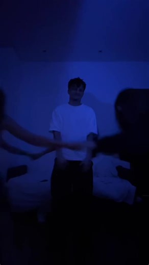 Creative Collaboration with Friends: Fun Moments