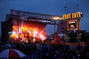 SL250 - Mobile Stage Rentals