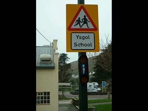 Dan Jones & Morlais Morgan: Mae Cymru'n Barod