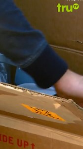 21K views · 183 reactions | Un hombre se enfadó con su socio por creer que habían gastado demasiado dinero en un contenedor, pero quedó sorprendido al encontrar algo oculto que lo hizo cambiar completamente de opinión  ⚾   #GuerraDeContainers | truTV América Latina | Facebook