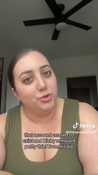 kailee morgue does not deserve your money or support. | Kailee Morgue
