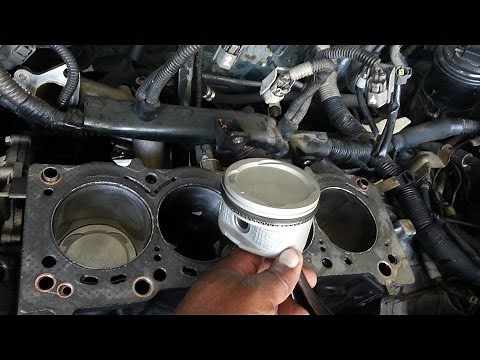 How to rebuild Toyota Corolla 7afe 4afe Engine Install pistons, cylinder head, set engine timing