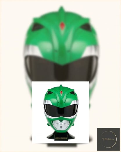 Emerald Saber-Class Battle Helmet – Retro Sci-Fi Cosplay 3D STL File