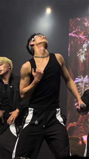 Screaming Moments with P1Harmony in Paris