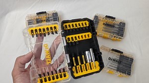 Watch DeWalt 100-piece screw/drill bit set&colon; unboxing demo on Amazon Live