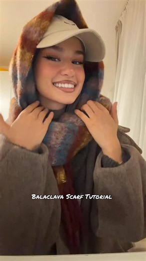 Berna Tosun | Balaclava Scarf Tutorial 🧣 • • • • • • • • • • • • •... | Instagram