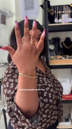 Bracelet is unisex www.thearchivesghana.shop Link in bio Search : dainty bracelet / bold rings 📍st John’s , behind Achimota mall 0500493625 #wholesaleghana #jewelrybusiness #jewelrywholesaler #jewelrytiktok #archivesghana