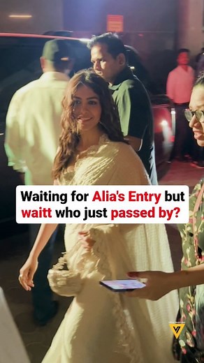 1.4M views · 2.8K reactions | Waiting for Alia's Entry but waitttt who just passed by? #mrunalthakur | Viral Bhayani Videos XTRA | Facebook