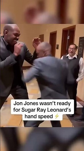 Jon Jones wasn’t ready for the body shots 👊 (via @ringmagazine/TT)