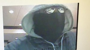 Police searching for Florence bank robbery suspect