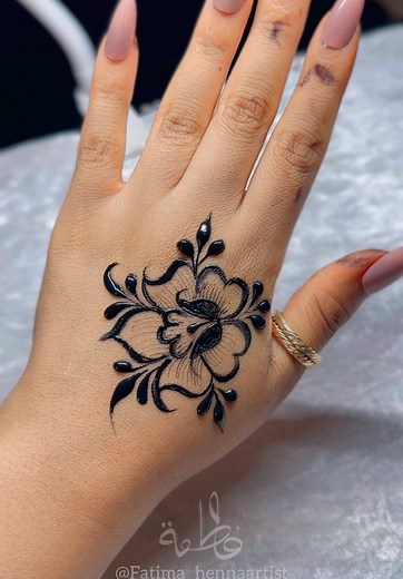 Khaleeji Henna Flower Tutorial: Step-by-Step Guide