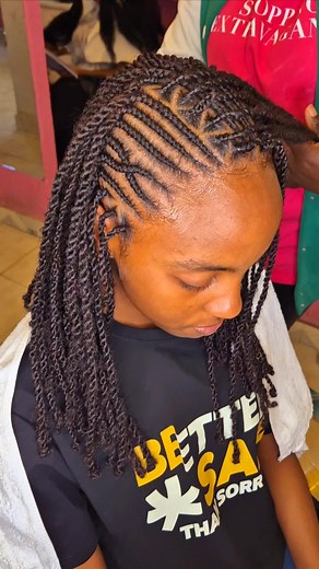#braidysalon naturaltwist by @DarlingKenya # #hairsalontiktok #powerofhair #getbraids #trendingsoundsforbusinessed #diamondhapehairstyles #braidshairstyle #hairsalonmoments #cuteclipsforhair #beutysalonvideos #haistylesinnigeriantiktok #trendingbraids #conrowstyles