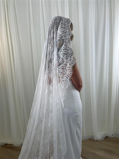 Vintage Lace Mantilla Veil Bohemian Lace Bridal Veil Crochet Lace on Lace Veil Spotted Lace Scalloped Edge Veil Mantilla Wedding Veil - Etsy Australia
