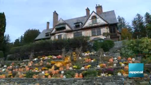 Halloween Happenings: Annual Halloween parade and Pumpkin Walk-About in Stockbridge