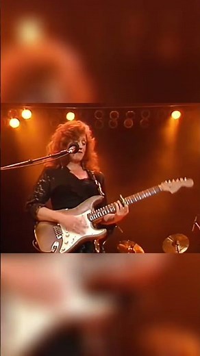 Bonnie Raitt Live at The Henry J Kaiser Auditorium in 1989 🙌🏻