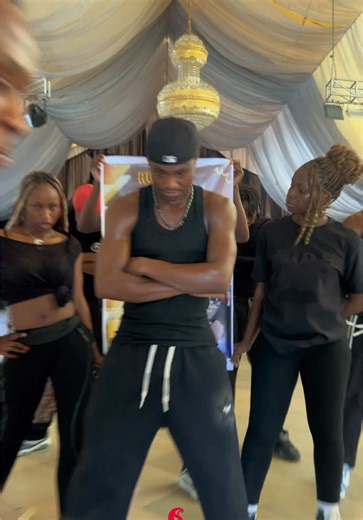 We Readdy🔥🔥 Get yourself registered NOW!!!!!!!! Dc: @HIKHON 👑🌴 And @Big_flemzy🎖 Dancers: @SWEET BOY🕊 @Big Shaley🦋💪 @nkdshoemaker @khurrage_brave @O,CUBES OMORI #fyp #hdacademy #dance