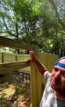 Fence jig for pickets