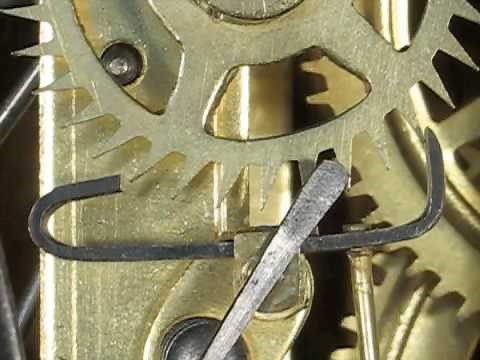 The recoil clock escapement, showing excess entry drop, followed by correct drop.