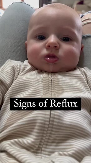 Which symptoms does your baby have?? #spitupproblems #spitup #reflux #refluxbaby #colic #babyfeedingtips