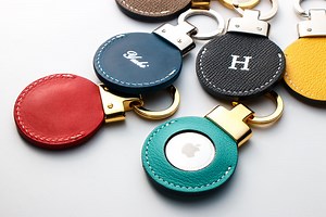 AppleのAirTag（エアタグ）をレビュー！価格と仕組み、使い方や本革ケースをご紹介