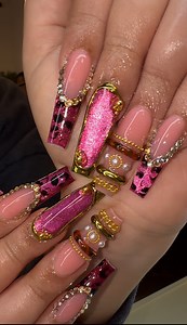 299K views · 17K reactions | UP COMING WORKSHOPS HTX / DEC 8-9th  ATL / 17-18  DALLS / TBD LINK IN BIO TO RESERVE SEAT DM FOR MORE INFO ❗️❗️❗️ @chaunlegendnails CODE: Vy10 #nailart #nailtutorial #nailtrends #nails #nailinspo #naildesigns #nailideas #nailprofessorv | nailprofessorv | Facebook