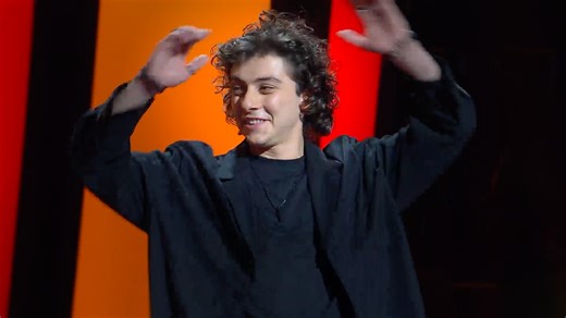 Matteo Fraziano appears at BMC for the very first time on the Friday Night Gala Show with his incredible act that has brought him acclaim from around the world. He also brings a brand new lecture to BMC26 talking about the art of Hand Shadows (shadowgraphy) and how to make them a part of your work. BOOK NOW: www.blackpoolmagicconvention.com | Blackpool Magic Convention