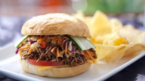 Capt. Cook's Aloha Pork Sandwich at the Polynesian Village is a Taste of the Tropics! | Chip and Company