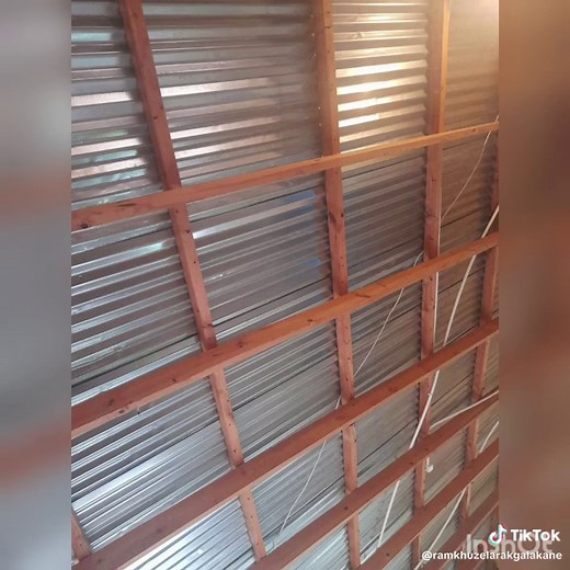 #Limpopohouses flat roof....