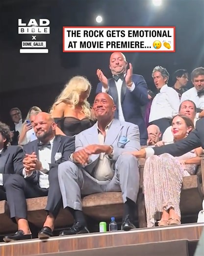 He received a 15 minute standing ovation 👏 #fblifestyle | LADbible