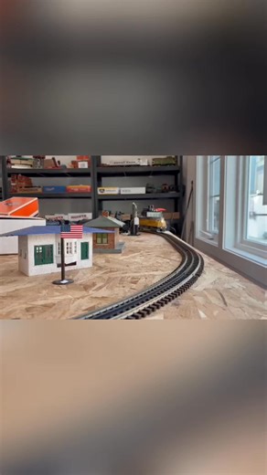 🚆 Lionel Union Pacific SD90 Lionmaster #8048 Big power. Classic Union Pacific. O Scale • C-9 Factory New • Fully Functional A true Lionmaster piece built to impress — perfect for collectors and operators. #LionelTrains #UnionPacific #SD90 #Lionmaster #OScaleTrains #ModelRailroad #TrainReels #Traintiques #ClassicTrains #Connecticut | Traintiques.net