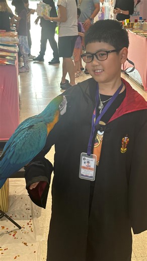  Fall into Books – Carroll Prep’s Winter Book Fair 2025  Day 1 | Chirp & Chill | Facebook