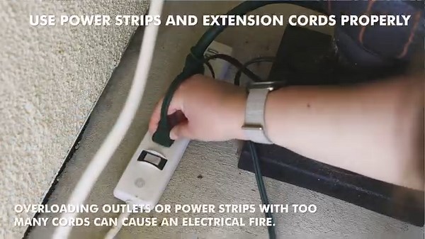 According to the National Fire Protection Association (NFPA), half of all home electrical fires are linked to home wiring or lighting equipment. The months from now through March see a peak in electrical fire deaths. Follow today's #12DaysOfFireSafety tip: prevent overloading extension cords and outlets with excessive light strands to avoid short circuits. Use extension cords temporarily, avoid pairing them with heat-producing appliances, and ensure they're suitable for indoor or outdoor use. Il