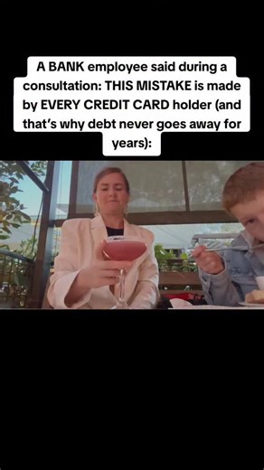 1. He explained that most people only pay the minimum. Banks love this. The balance barely moves, interest keeps stacking, and the person feels like they’re “handling the cr*dit.” The employee said: “This is how a card turns into permanent debt.” That’s why banks highlight the minimum so clearly — not the full payoff amount. 2. The second mistake is cash withdrawals. People think it’s the same as a purchase, but it isn’t. The moment you take cash, higher interest and extra fees kick in. One clie