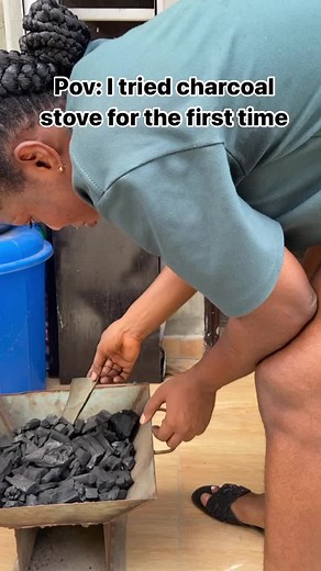 Omoo ny eyes saw shege this day , who else doesn’t know how to use charcoal stove ? #asoka #viral #explore