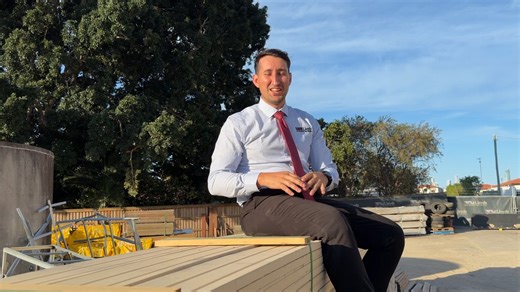 6K views | FINAL CALL! If you’ve been thinking about upgrading your relaxation game, now’s the time! A great selection of styles, sizes, and prices just in time for #Christmas ✨  Brisbane Auction: https://bit.ly/499T5yr.  Melbourne Auction: https://bit.ly/3KUia6z. | Lloyds Auctions | Facebook