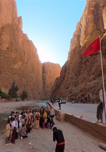 🇵🇹 Explorando a imponente Gorge Du Toudra e característicos jardins circundantes. 🇬🇧 Exploring the imposing Gorge Du Toudra and characteristic surrounding gardens. 🎥 DJI Osmo 360 & DJI Action 5 Pro 💻 Final Cut Pro X 📍 Gorge Du Toudra 🇲🇦 Marrocos #todragorge #marrocos #paisagem #viagem #aventura