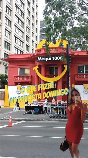 São Paulo Walking Tour on Paulista Avenue