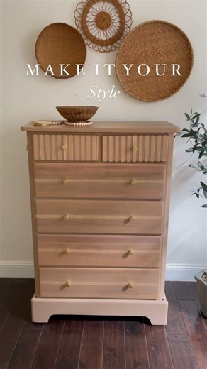 Do you LOVE it or HATE it? Be honest 🥰 this one is such a throwback #furnituremakeover | What Jess Flipped