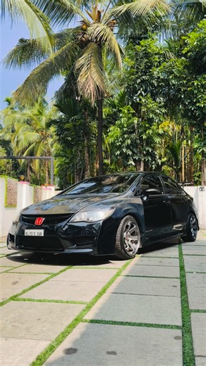 Rashid on Instagram: "BLvCk 🖤 #blvckbarrel #civic #civiclovers #modified #kerala"