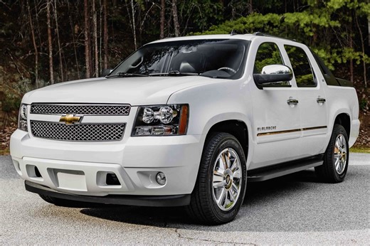 No Reserve: 8k-Mile 2010 Chevrolet Avalanche LTZ