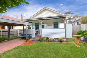 Sold House 28 Sixth Avenue, Rosebud VIC 3939 - Nov 7, 2022