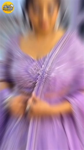 factsknowenjoy on Instagram: "Who Performed Better "Main Tere Ishq Mein"? | Shreya Ghoshal | Manya Narang Kya Shreya Ghoshal aur Manya Narang ne Lata Mangeshkar ki legendary song “Main Tere Ishq Mein” me singing match kiya? Is video me hum compare karte hain Shreya vs Manya – dono ne Lata ji ke classic performance ko apne andaaz me gaya, lekin kaunne Lata ji ki singing ko beat kiya? 🔥 Watch till end to see dramatic comparison, soulful melodies, vocal range aur fan reactions! Agar aapko music co