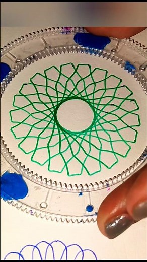 The Spirograph I enjoy in my childhood memories!!#shorts #geometricart #spirograph