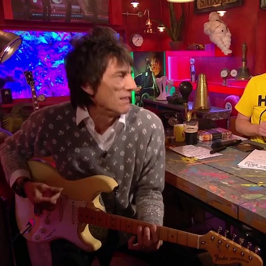 Ronnie Wood - Its Your Letters #TFIFriday #RonnieWood #RollingStones #ChrisEvans #Guitar #Acoustic #Legendary
