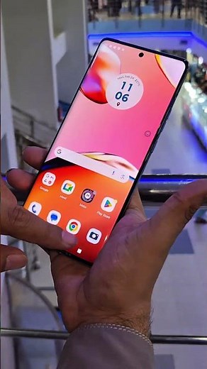 Motorola Edge 40 Pro – Performance Beast! #motorolaedge40pro #edge40pro #techreview #shorts