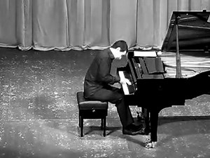 Pianist Pavel Kushnir died in one of the pretrial detention centers of the Russian Federation after a hunger strike. The 39-year-old pianist died on July 27. He went on a hunger strike in the detention center and refused to drink water in his last days. Kushnir's arrest became known in May. In Russia, he was accused of calling for terrorism due to YouTube videos criticizing Putin in poetic form. Five people were subscribed to his channel. Kushnir graduated from the Moscow Conservatory, performed