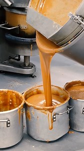 Sometimes you just need that CARAMEL 🤤 #caramelapples #caramellover #howitsmade #behindthescenesmagic #carameldip #caramel | Affy Tapple - The Original Caramel Apple!