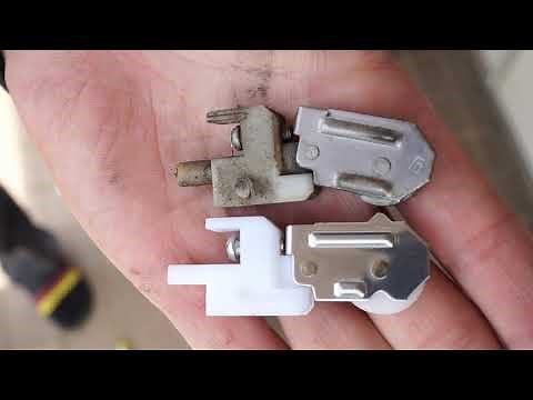 How to replace the rollers on a screen door